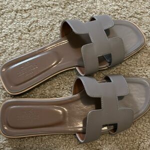 Hermes Oran sandals